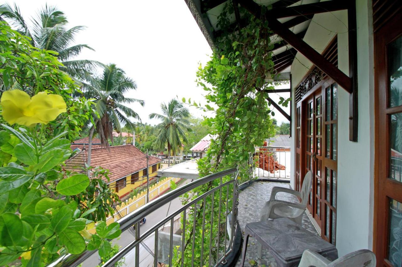 Jj Villa Bentota Aluthgama Exterior photo